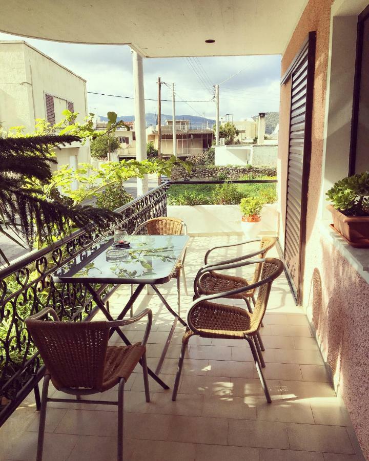 Evripides Vintage Airport Apartment Spata  Exterior photo